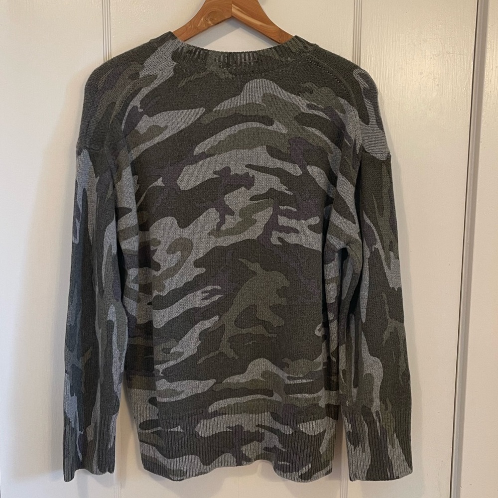 Rails NWT Juno Sweater Size Small | Camo Print - Picture 7 of 10